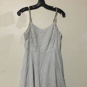 Old Navy San Francisco Size SP Gray Cream Stripe